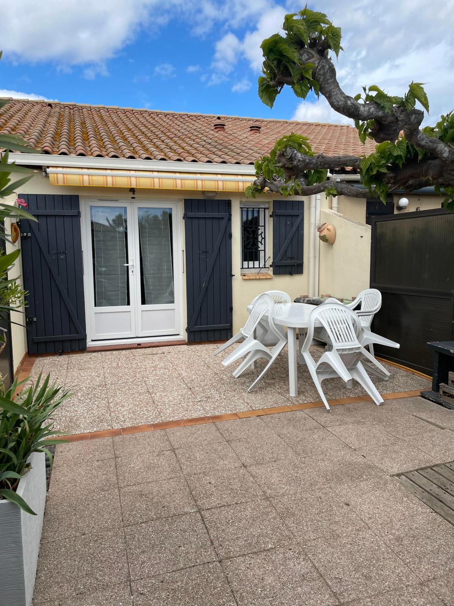 Residence Les Amandines Gruissan Bagian luar foto